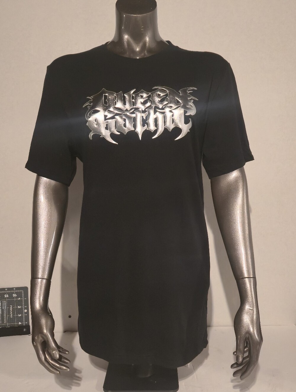 Queen gothic